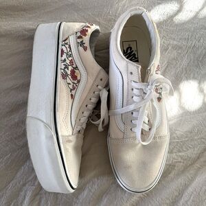 Size 10 Women’s Platform Vans